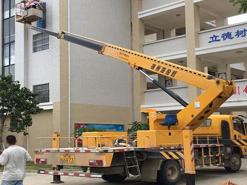 高空作業(yè)車(chē)14米出租一次多少錢(qián) 南芬資訊